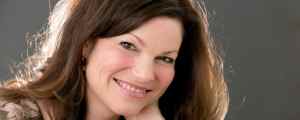 LA Vocalist Staci Griesbach and A-List Players Give Shania the Jazz Treatment