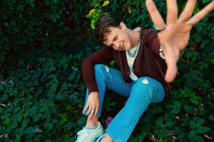 Jack Newsome Offers A Forward-Looking Reflection With New Single, “The Year The World Stood Still”