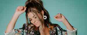 Tenille Arts is Looking to Make Some Major History Alongside the All-Female Team That Created “Somebody Like That”
