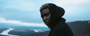 Daily Discovery: Mon Rovîa Reconciles with His First Love on New Song “An Endless Cycle”