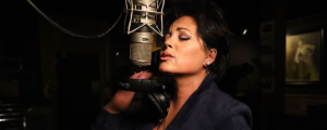 Enduring Songwriter Kelly Lang Isn’t Going Anywhere