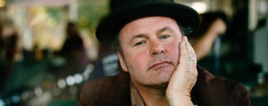Martin Sexton Talks New EP “2020 Vision” on ‘Basic Folk’