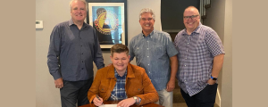 ‘American Idol’ Alum Alex Miller Inks Deal with Billy Jam Records & Heralds Upcoming Single “Don’t Let The Barn Door Hit Ya”