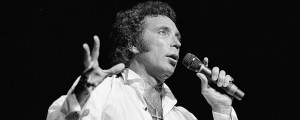 Tom Jones: ‘What’s New Pussycat?’ Was a ‘Backhanded Compliment’