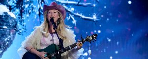 Jewel Sings ‘The Story’ for Alaska on ‘American Song Contest’