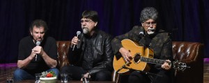 Born on This Day in 1949, Alabama’s Jeff Cook—Remembered for Fiddle, Guitar, and Country Music Legacy