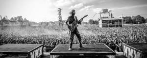 Mötley Crüe Reveal First Batch of Shows with New Guitarist John 5