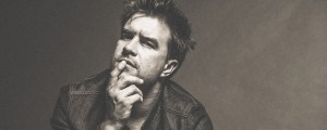 Exclusive Premiere: Rob Mayes Captivates on “Dark Nights” from ‘5,000 Blankets’