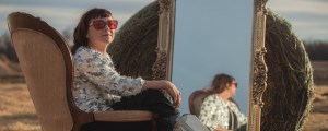 Review: Carter Sampson, The Queen of Oklahoma, Spins ‘Gold’ on Her Pandemic Album