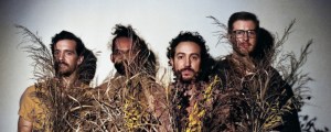 Review: Darlingside’s Alt-Folk Shimmers On ‘Everything Is Alive’