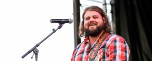 Dillon Carmichael Kicks off Cold Can Holdin’ Tour