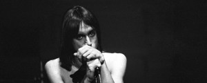 Remember When: Iggy Pop Smears Himself With Peanut Butter While Crowd Surfing
