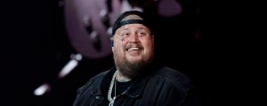 Jelly Roll Offers Bail Money to Fan Who Climbed Blossom Music Center Roof During His September 30 Concert