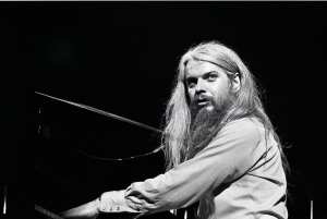 The Story Behind “A Song for You” by Leon Russell