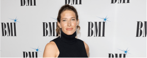 Caroline Jones on Tonight’s Jimmy Buffett Tribute at the CMA Awards: “We’re Really Honored”