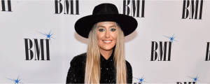Lainey Wilson Reveals the Wisdom Dolly Parton Passed Down to Her Ahead of the 2023 CMA Awards