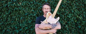 Chris Shiflett  Continues to Evolve with Solo Album ‘Lost at Sea’—“Making This Record was Really Different Than Any Other Record I’ve Made”