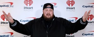 Fans Say Jelly Roll is the Real Santa Claus After His Remarkable Christmastime Gesture for Those in Need