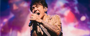 Detroit Fans Outraged as Journey Changes “Don’t Stop Believin’” Lyric at Lions-49ers Halftime Performance