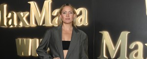 Watch Actress Kate Hudson Flaunt Vocals with Superb Chris Stapleton “White Horse” Cover