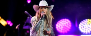 Lainey Wilson’s Earnings from ‘Yellowstone’ & Music