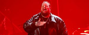 Jelly Roll Rocks ‘The Voice’ Stage While Buzz of Him Replacing Katy Perry on ‘American Idol’ Mounts