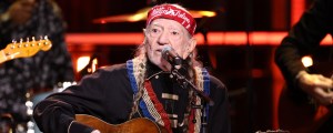 Willie Nelson’s Performance Status Takes Another Turn as Outlaw Country Fans React to New Health Update