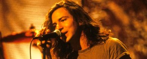 3 Essential Songs To Learn if You Want To Start a Grunge Band Today