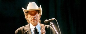 “That’s the Truth. That’s Not a Lie”: Why Bob Dylan Never Considered the Beatles To Be Rock ‘n’ Roll Musicians