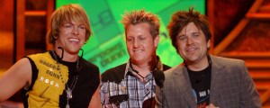 3 Country Songs That’ll Make the Perfect Addition to Your Road Trip Playlist