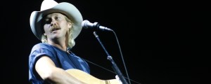 4 Underrated Country Albums From the 1990s That Every Fan Should Hear Nowadays