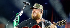3 Country Songs That Are Perfect for Newlyweds’ First Dance