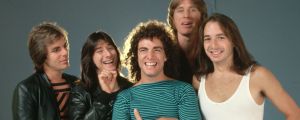 You Probably Didn’t Catch This Lyrical Mistake in “Don’t Stop Believin’”