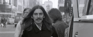 On This Day in 1982, This Beatle Delivered a $9 Million Check To Help Protect Children’s Right After a Ground-Breaking Concert That Changed Musical Philanthropy