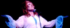 3 Inspiring Country Songs From the 90s To Help Kick Off 2026