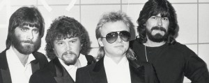 Everyone Should Know These 3 Country Songs From 1984 That Will Put Anyone in a Good Mood