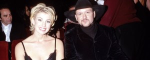 These 4 Country Songs From the 90s Are Perfect for Any Romantic Playlist