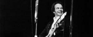 It’s Impossible to Not Smile While Listening to These 3 Country Songs From 1968