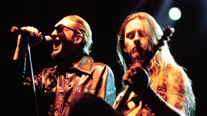 3 Grunge Guitar Solos From the 1990s That Still Shred