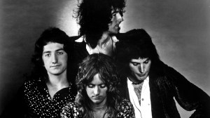 Say More With Less: 3 Minimalist Songs From the 1970s That Speak Volumes