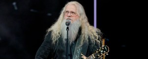 3 Country Songs That Feel Like Looking Through Your Grandparents’ Photo Albums