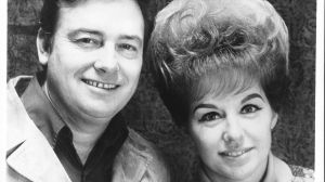 Born on This Day in 1929, One Half of “Mr. And Mrs. Country Music”—the Award-Winning Husband-Wife Duo Who Dominated the 60s