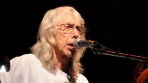 RIP Wayne Moss: Influential Nashville Guitarist Who Played With Waylon Jennings, Patsy Cline, and Bob Dylan