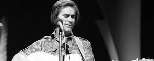These 4 Country Hits From 1974 Have Absolutely Stunning Lyrics