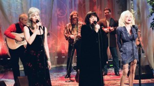3 Underrated Country Ballads From the 1980s That Still Break Hearts Today