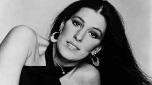 4 Covers That Made Big Chart Splashes in 1977