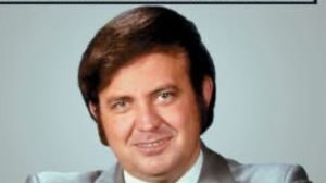 Born in Georgia on This Day in 1936, the First Country Artist to Ever Write, Sing and Publish a No. 1 Hit