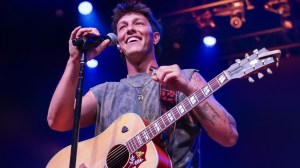 Rising Country Singer Steps Away From Stage, Cancels Tour: “I’ve Reached My Limit”