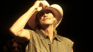 3 Country Title Tracks From the 90s That Defined Entire Albums