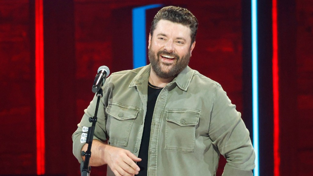 Chris Young and Justin Nunley Make Emotional Cross-Country Reunion Happen for Hospice Patient